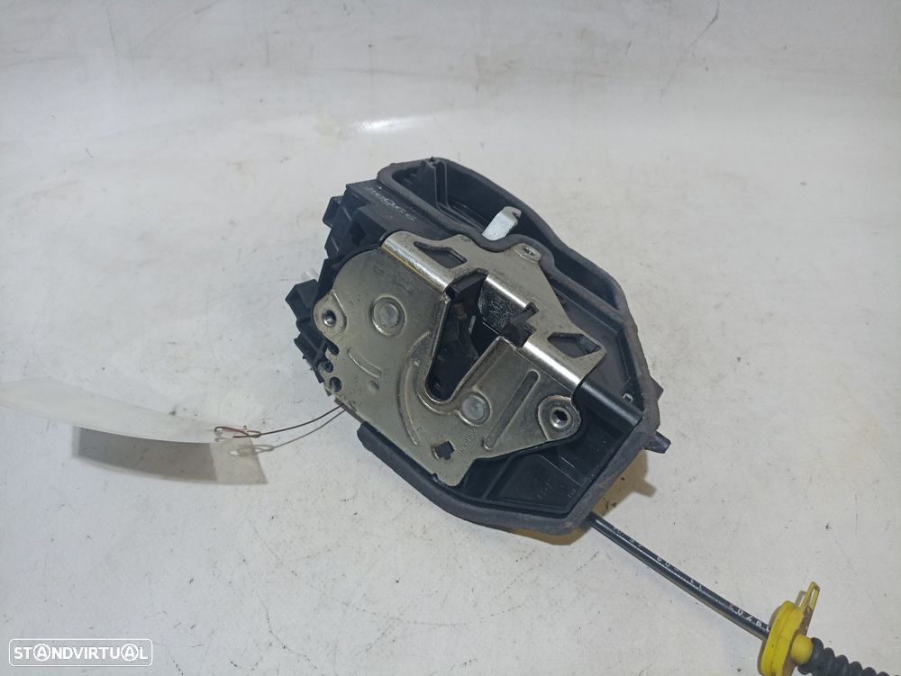 Fechadura / fecho porta frente direito BMW 5 (E60) - 1
