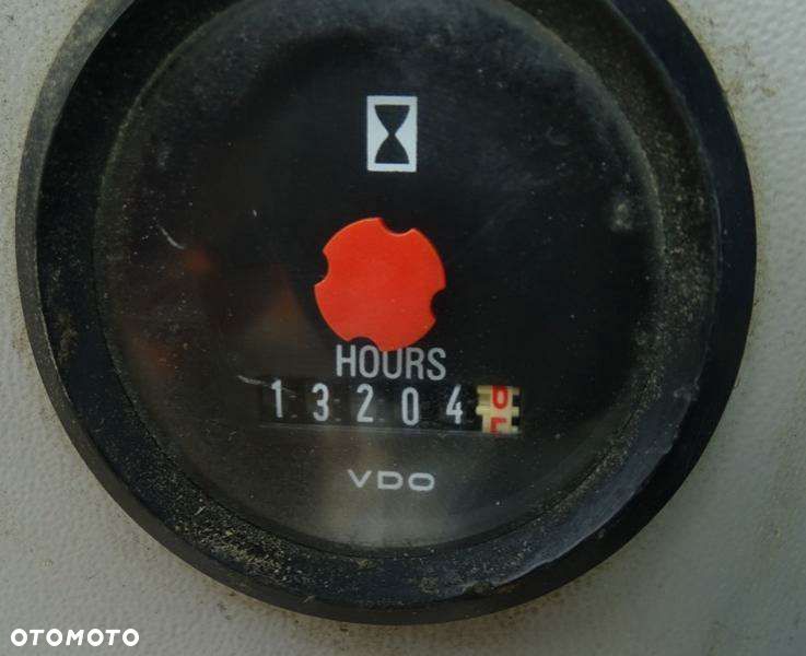 Volvo G946 - 17