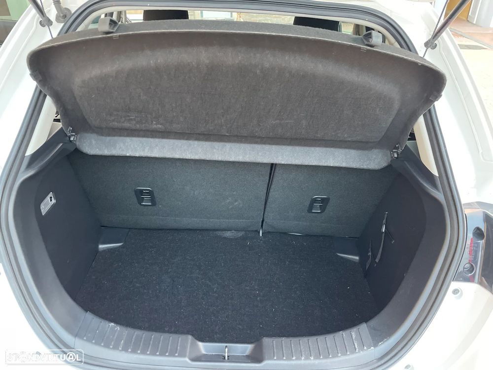 Mazda 2 SKYACTIV-G 90 Center-Line - 13