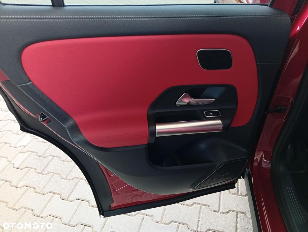 Mercedes-Benz GLA AMG 35 4-Matic - 24