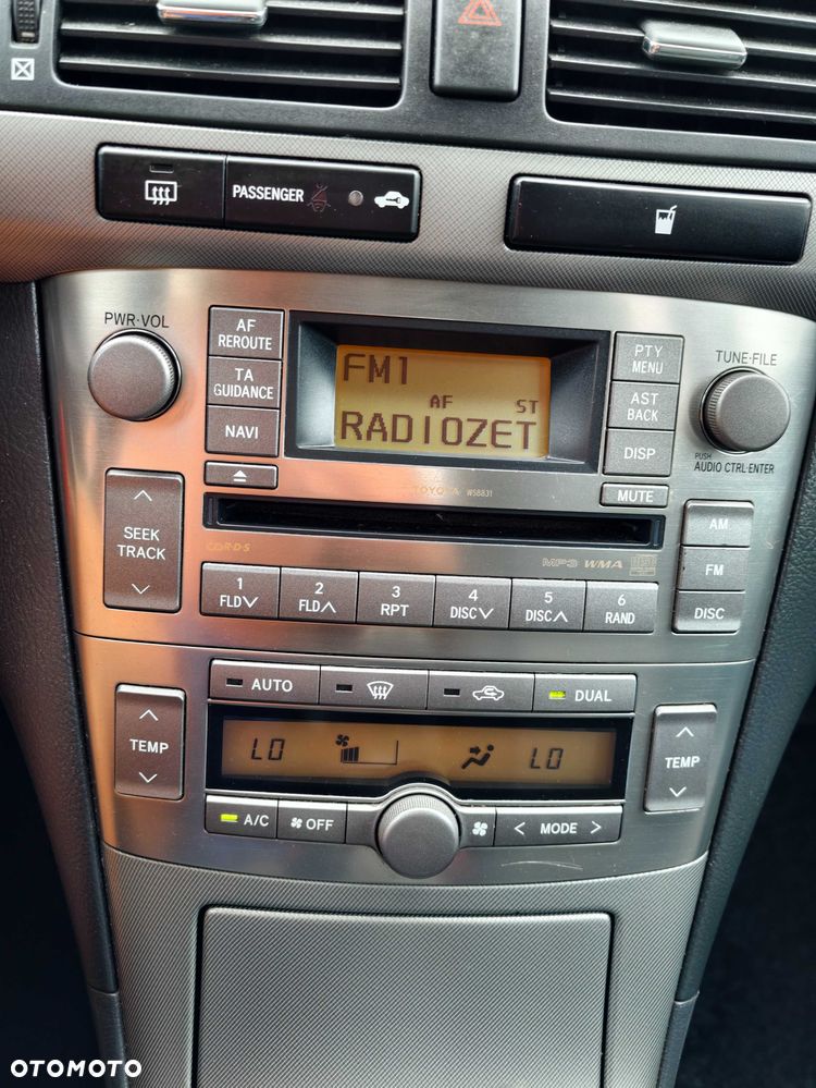 Toyota Avensis - 6