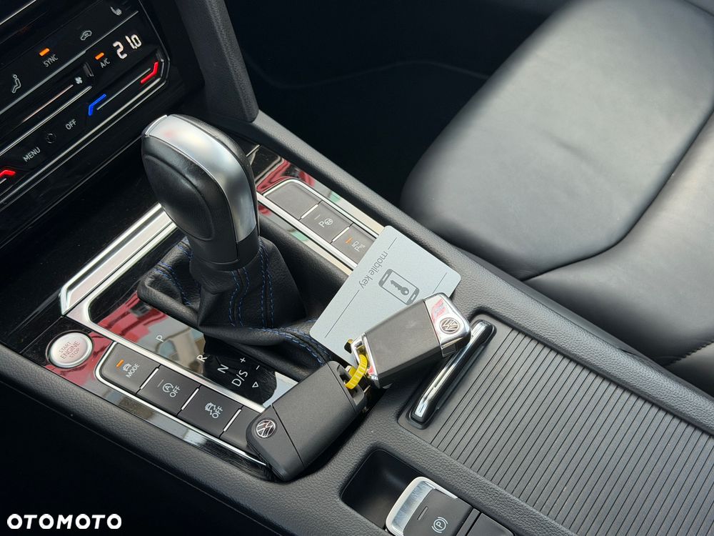 Volkswagen Arteon 2.0 TSI 4Motion R DSG - 38