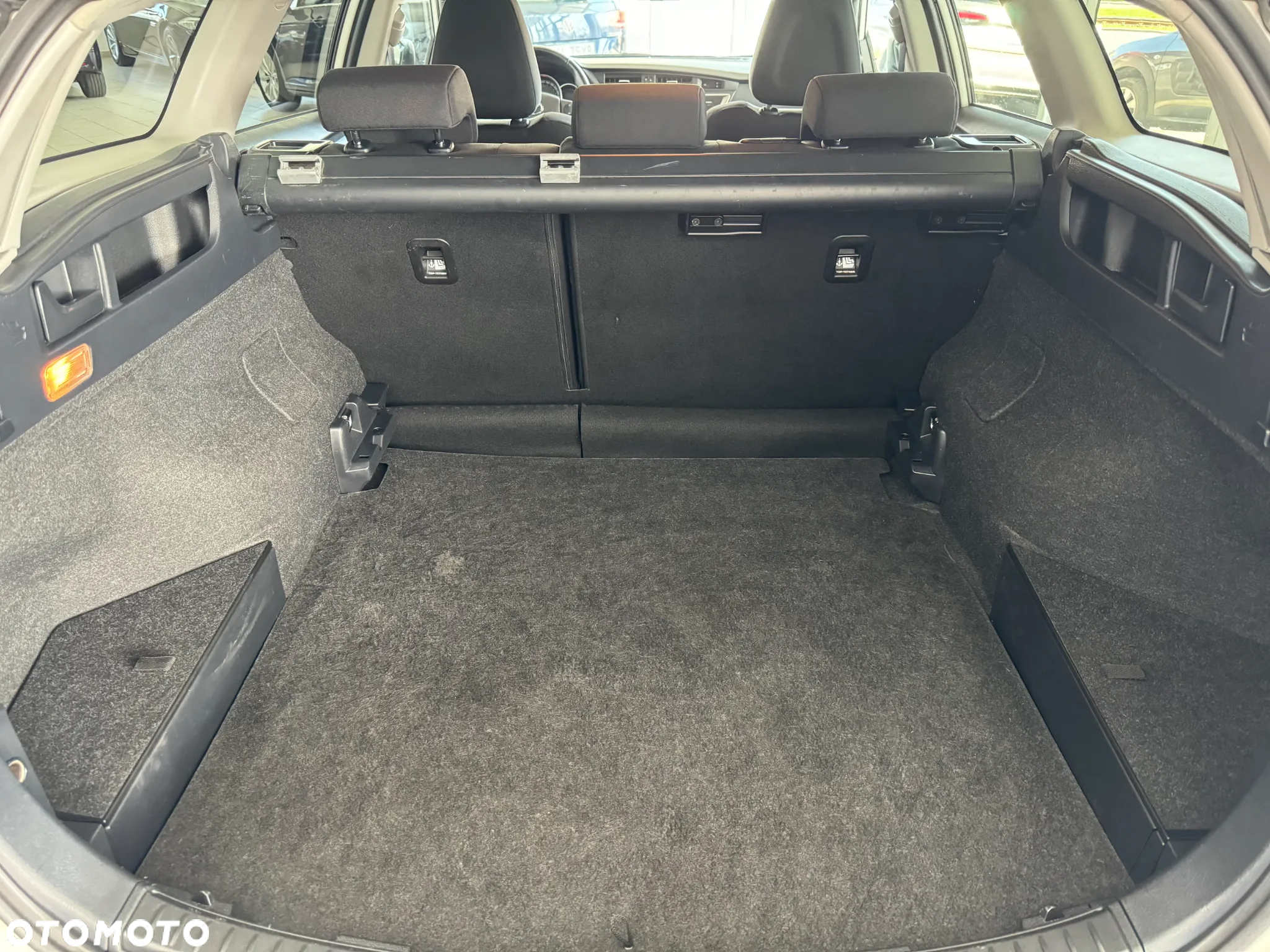 Toyota Auris 1.6 Valvematic Touring Sports Edition - 24