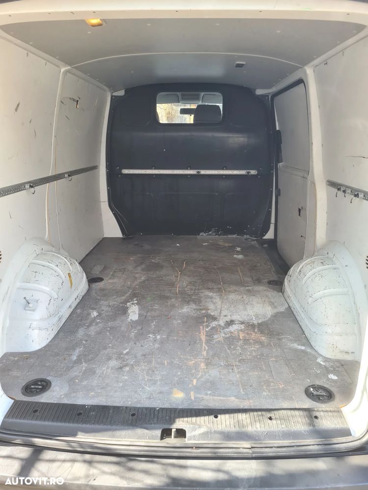 Volkswagen Transporter - 5
