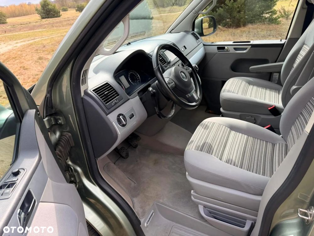 Volkswagen California - 13