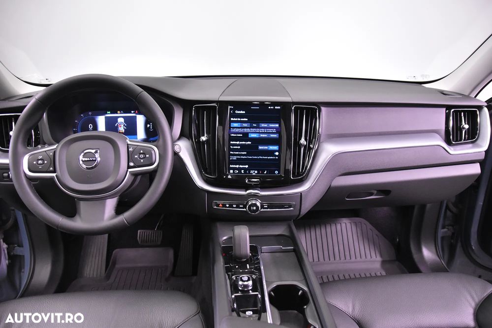 Volvo XC 60 T6 AWD Recharge Geartronic Inscription Expression - 9
