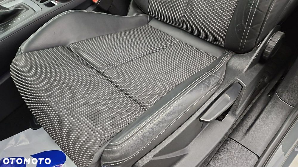 Audi Q3 Sportback - 12