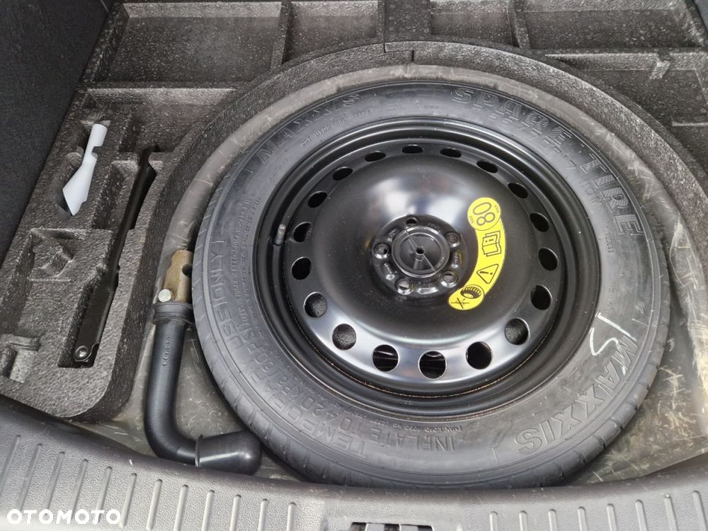 Ford Kuga 1.5 EcoBoost 2x4 ST-Line - 18