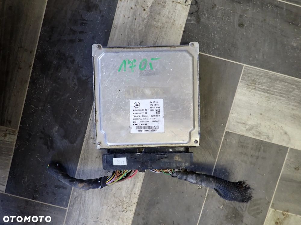 MERCEDES KOMPUTER SILNIKA A6519009702 - 1