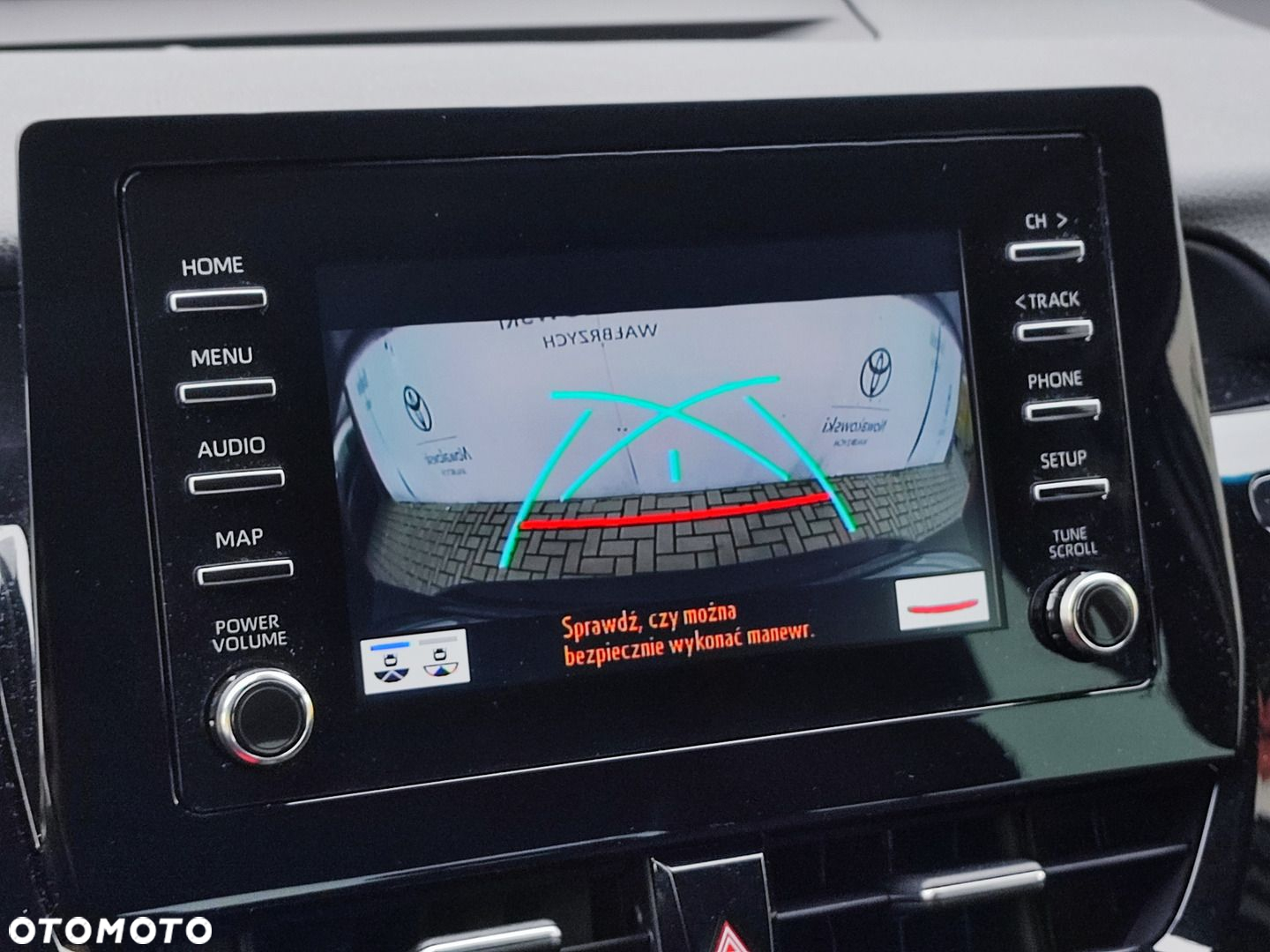Toyota Camry - 14