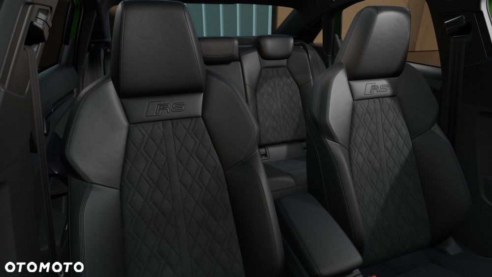 Audi RS3 Limousine - 10