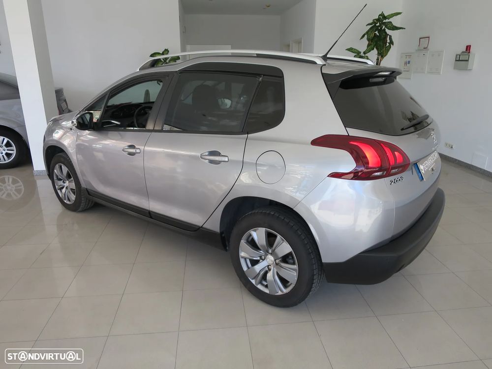 Peugeot 2008 1.2 PureTech Style - 7