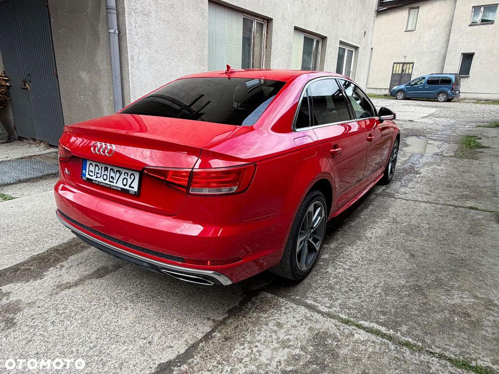 Audi A4 Limousine 35 TFSI mHEV S Line S tronic - 3