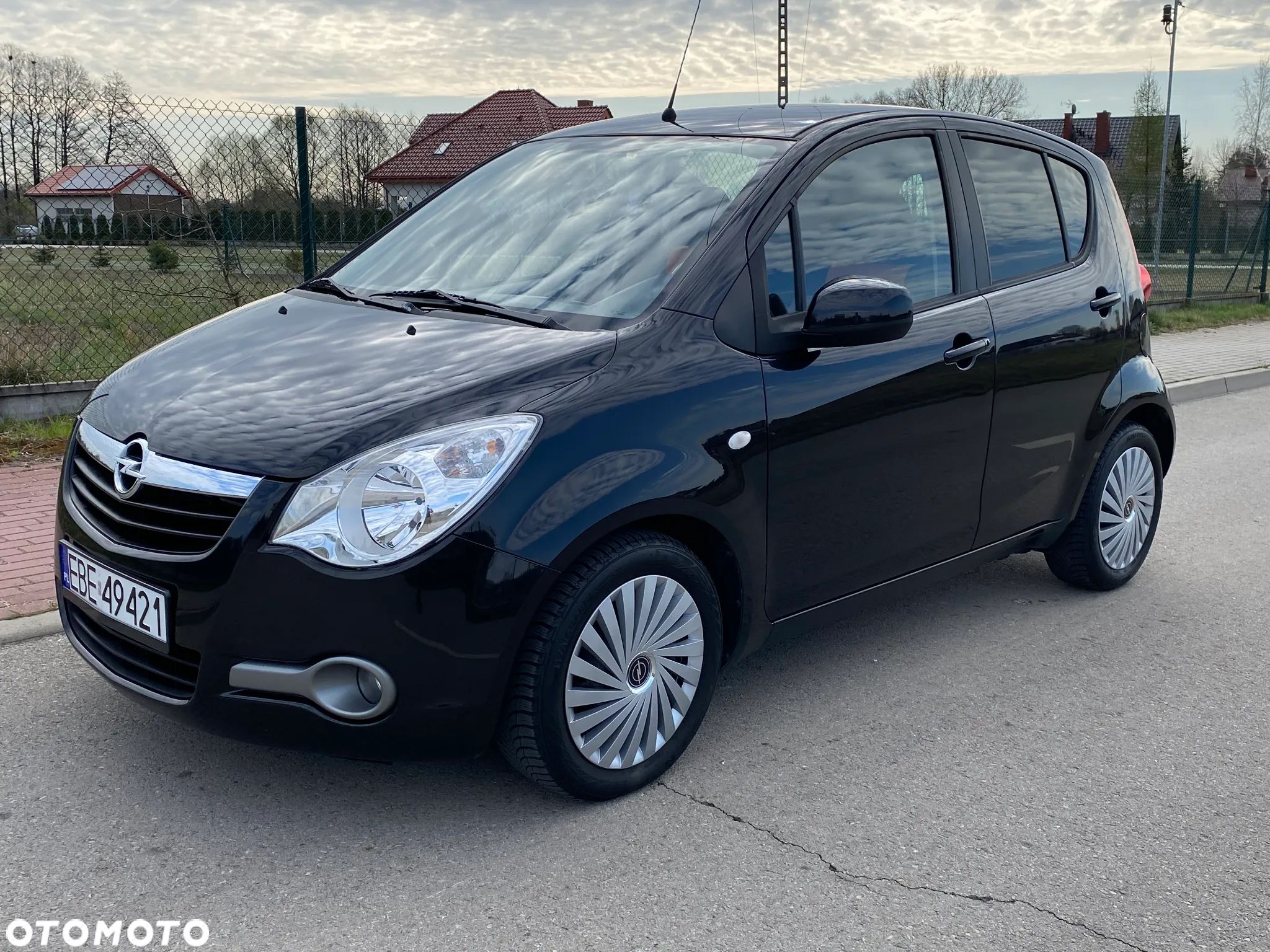 Opel Agila 1.2 Enjoy - 1