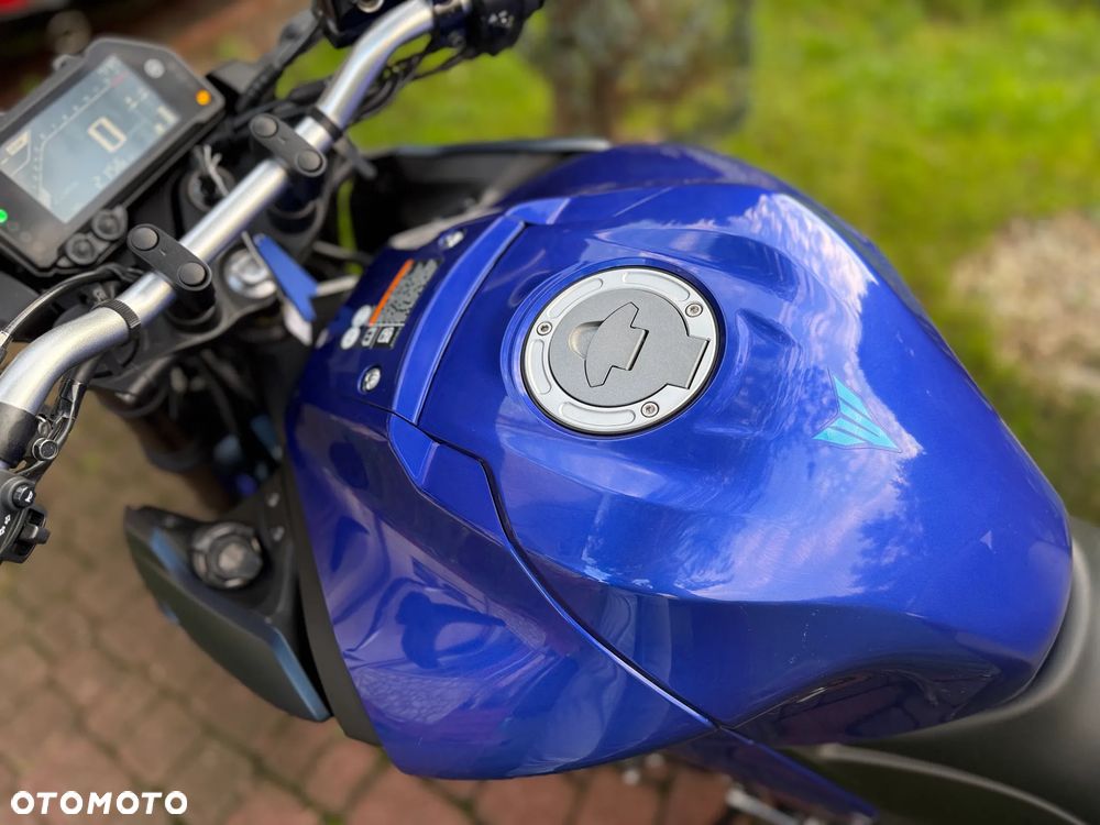 Yamaha MT - 9