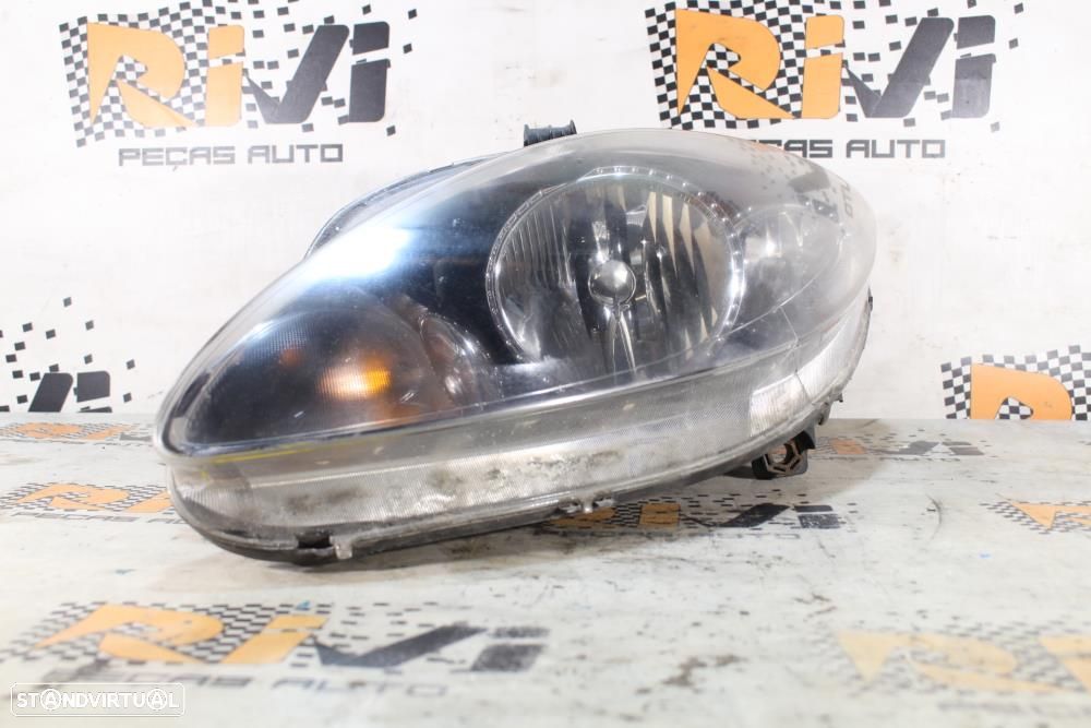 Ótica / Farol Esquerdo Seat Leon (1P1)  5P2941005d / 89315811 / Condut - 8