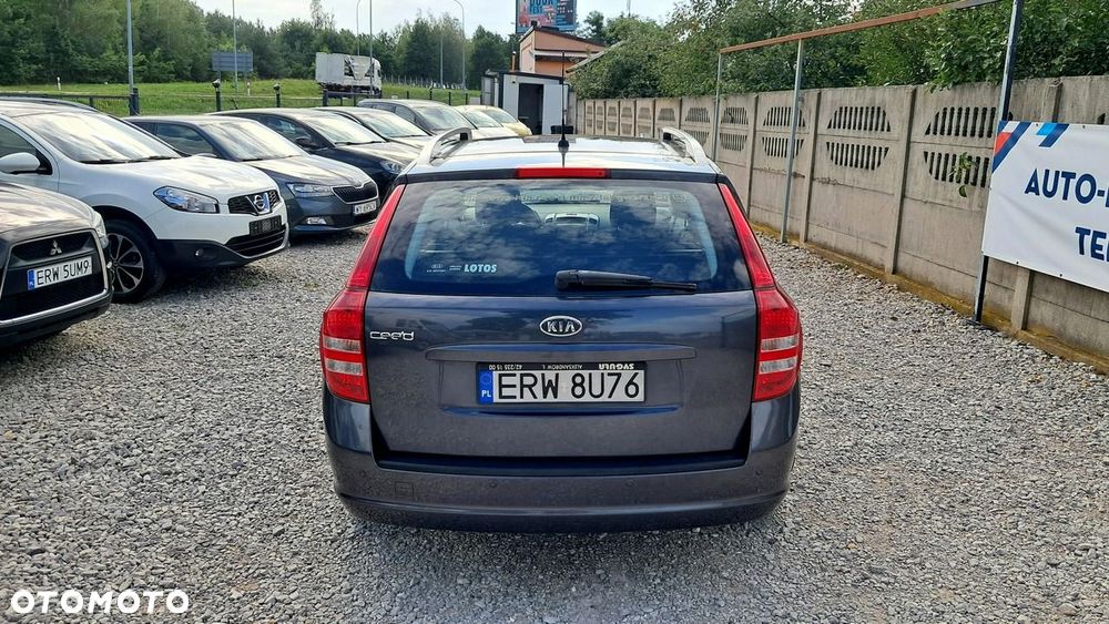 Kia Ceed - 20