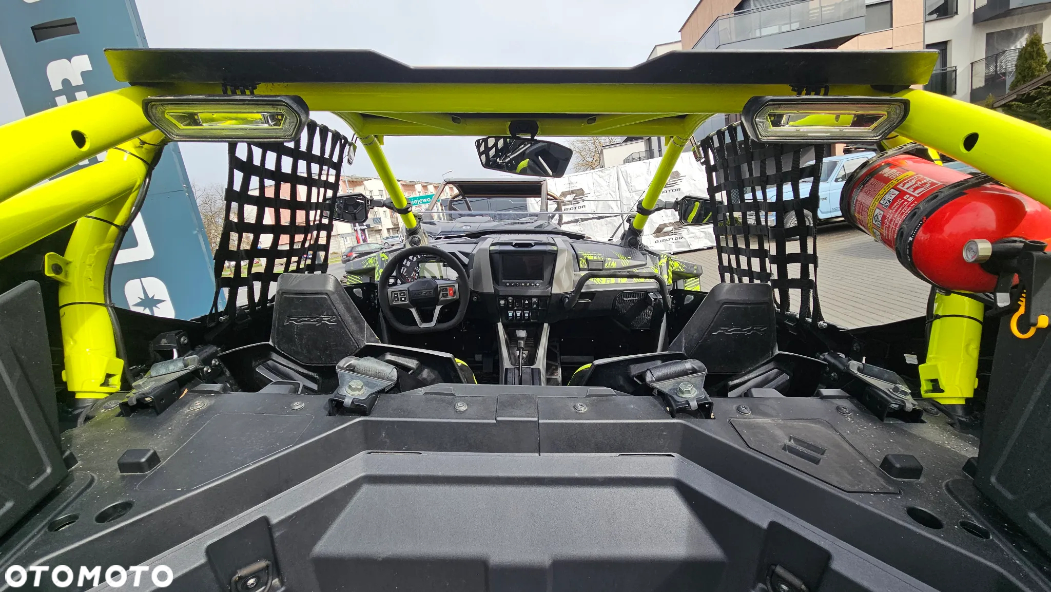 Polaris RZR