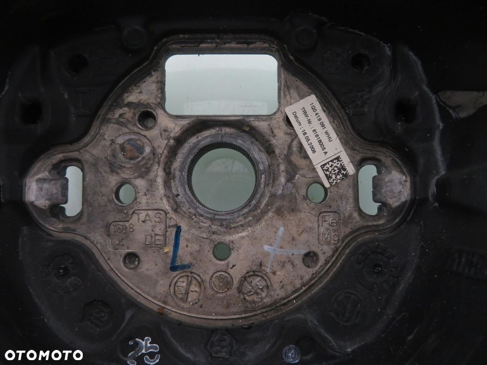 KIEROWNICA VW POLO IV (9N_) 1Q0419091 1K0419091M 6Q0880201T - 4