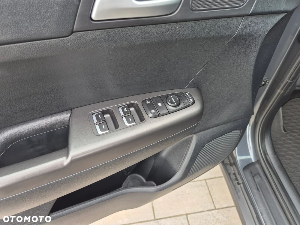Kia Sportage 1.6 T-GDI 2WD DCT VISION - 15