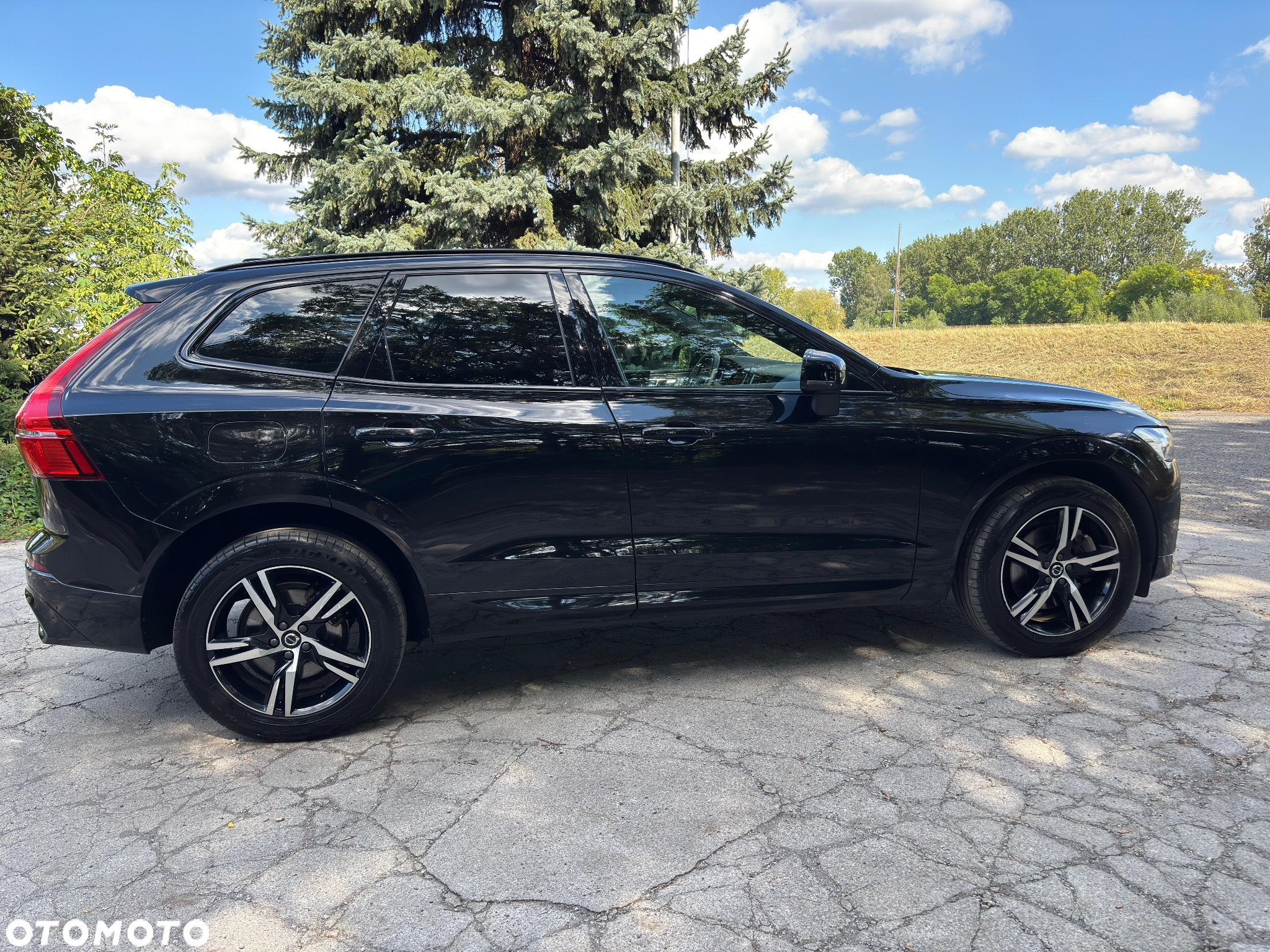 Volvo XC 60 D4 AWD R-Design - 24