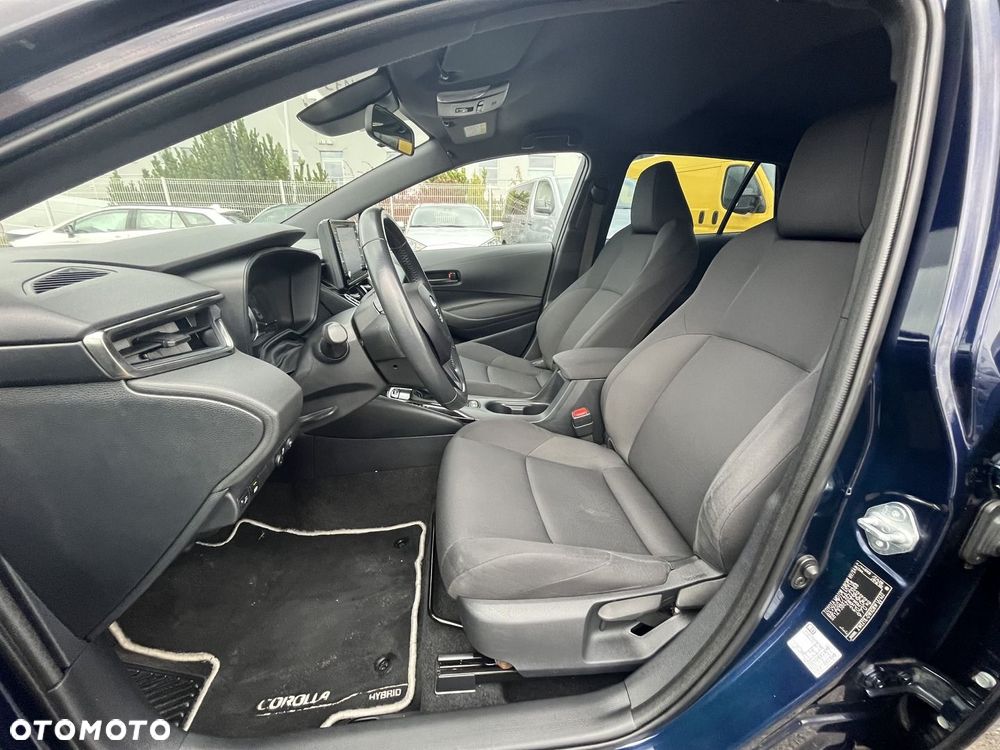 Toyota Corolla 1.8 Hybrid Active - 28