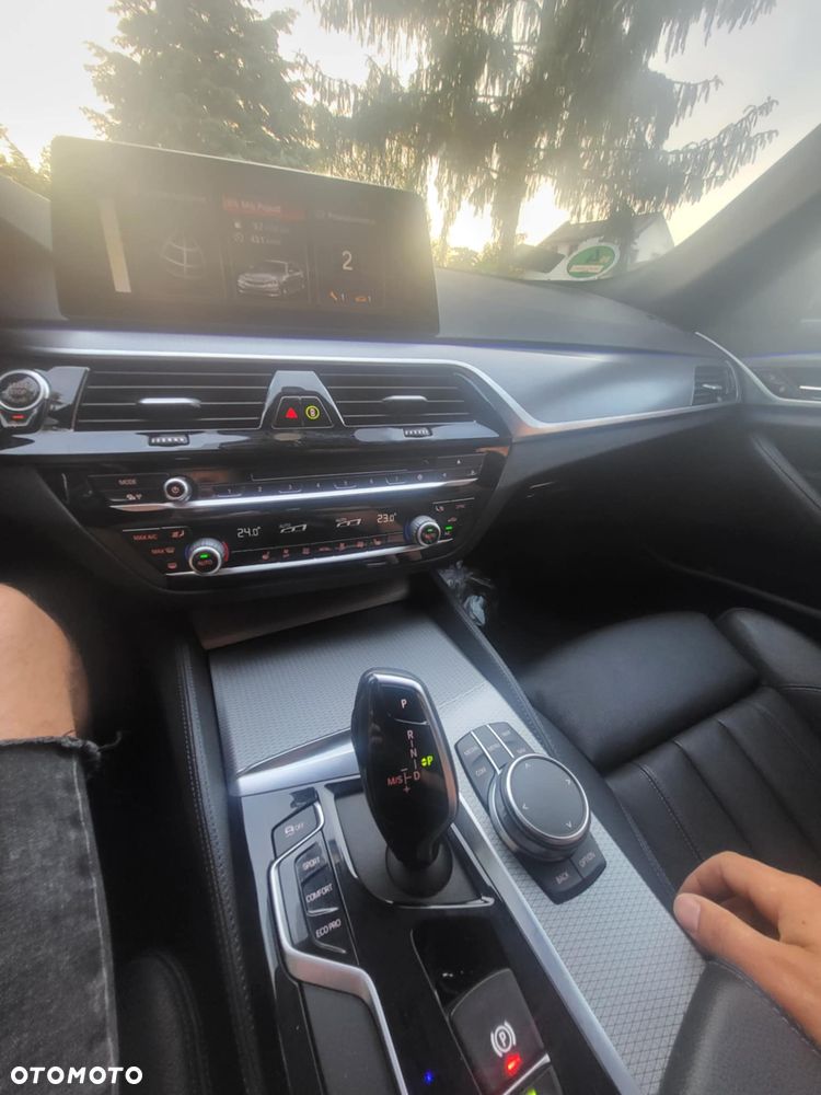 BMW Seria 5 530i M Sport Edition - 17