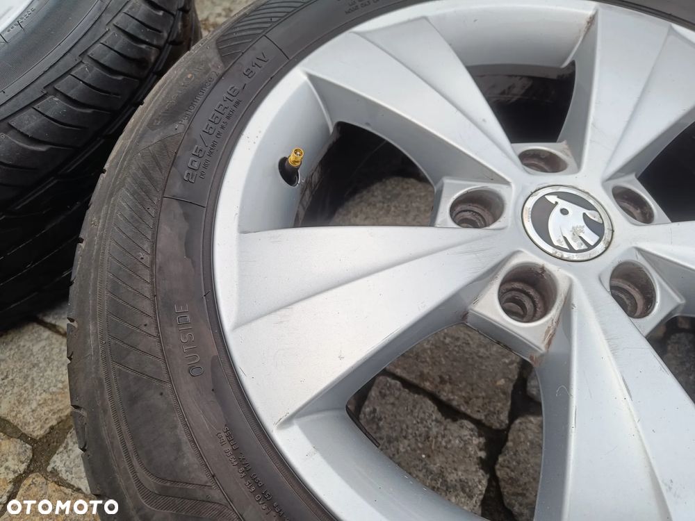 Felgi Aluminiowe 16 Skoda Octavia 3 5x112 ET46 5E0601025C Koła VW Seat Audi 6,5Jx16H2 - 21