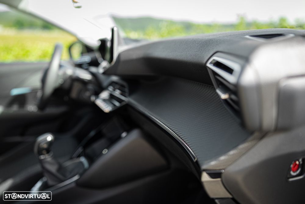 Peugeot 208 PureTech 75 Active - 17