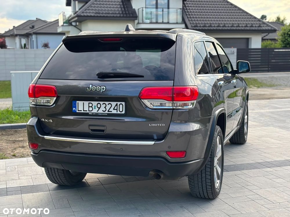 Jeep Grand Cherokee - 10