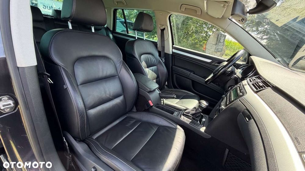 Skoda Superb 2.0 TDI Business DSG - 10