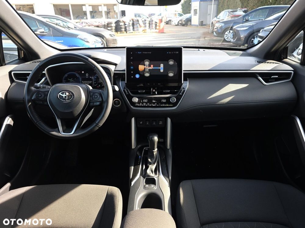 Toyota Corolla Cross - 9