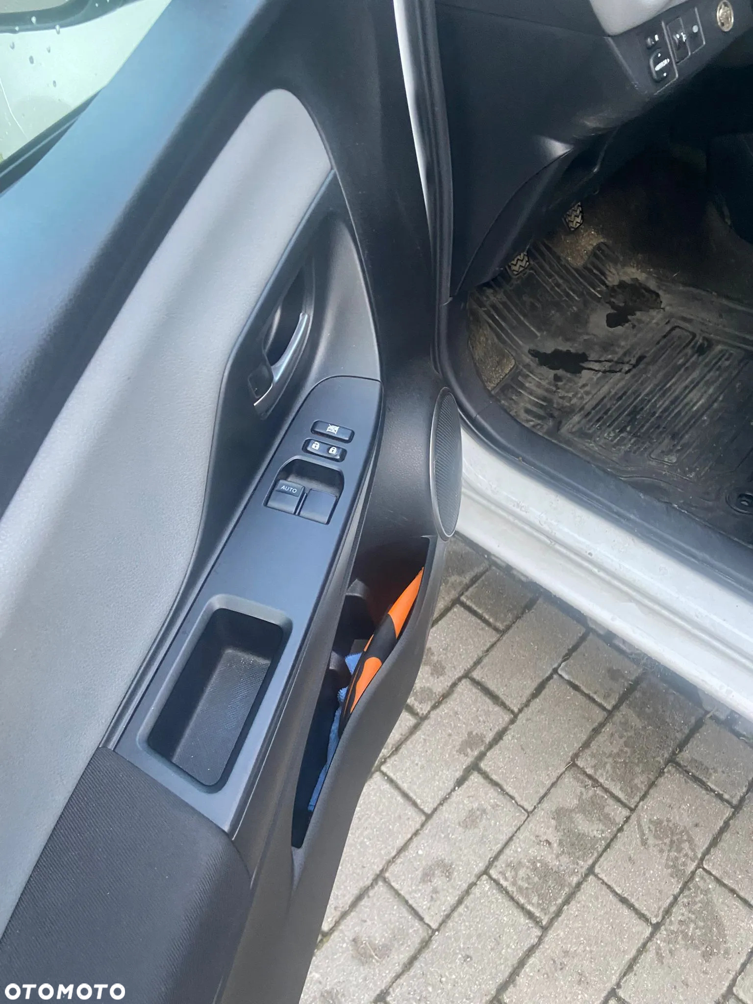 Toyota Yaris 1.33 Active - 7