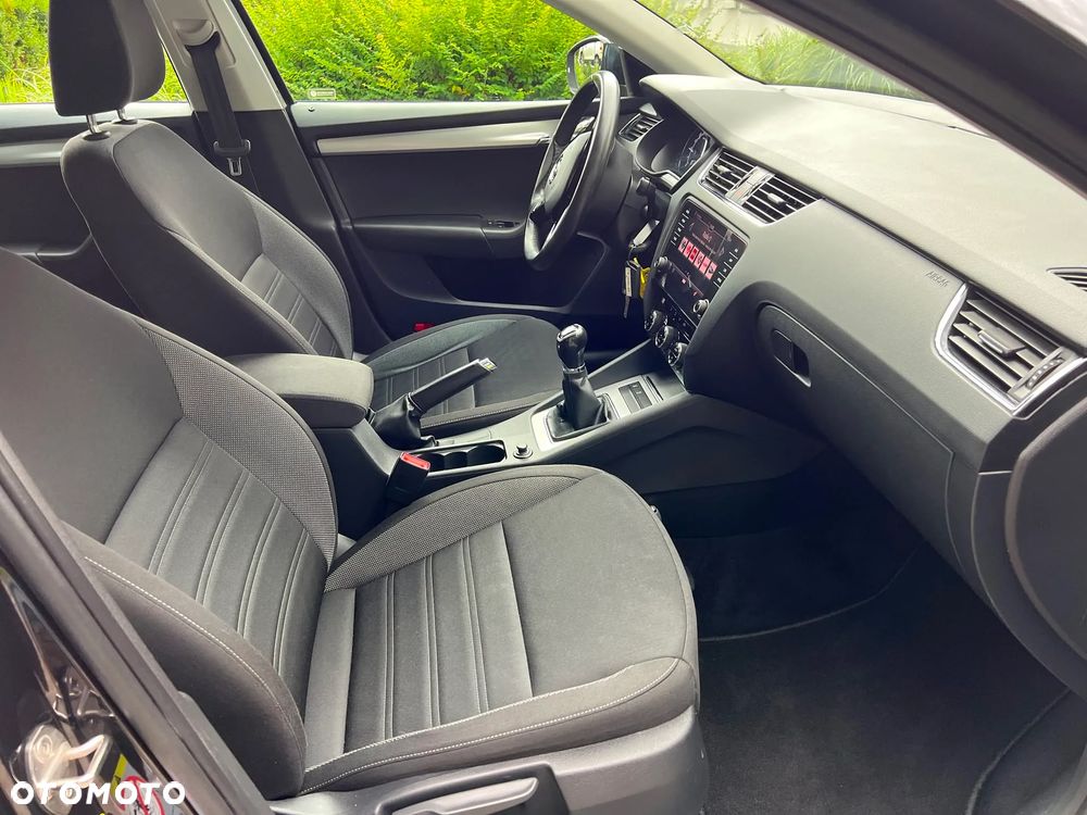 Skoda Octavia - 16