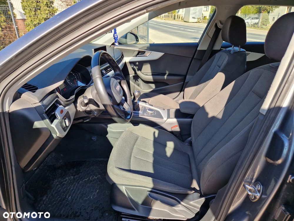 Audi A4 Avant 2.0 TDI design - 6