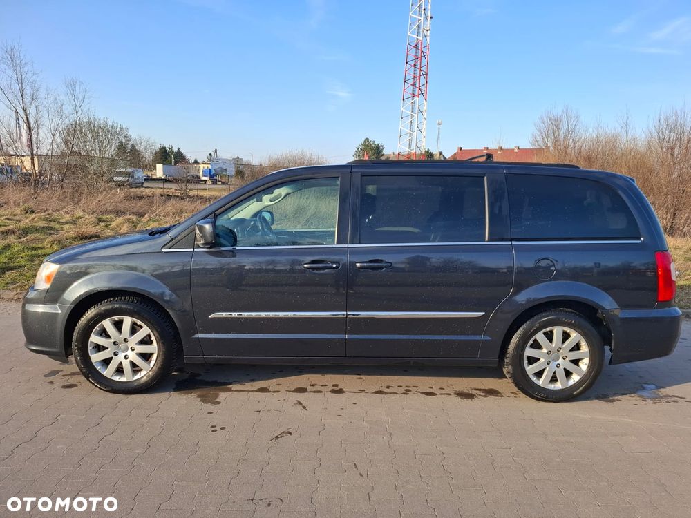 Chrysler Town & Country 3.6 Touring - 14