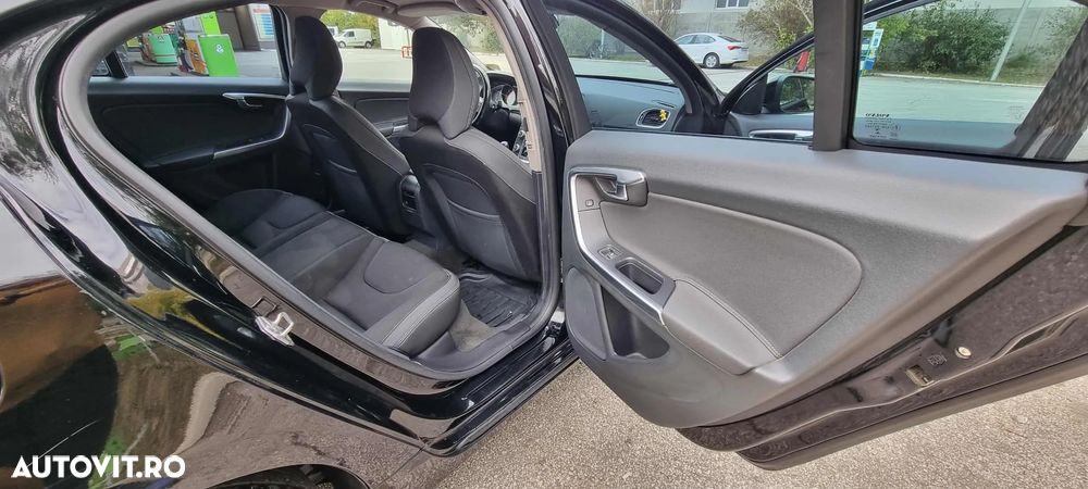 Volvo S60 D3 Start-Stop Momentum - 11