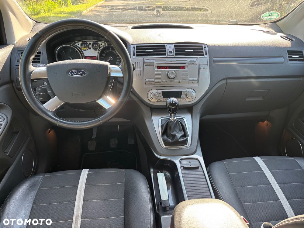 Ford Kuga 2.0 TDCi 4x4 Titanium - 5