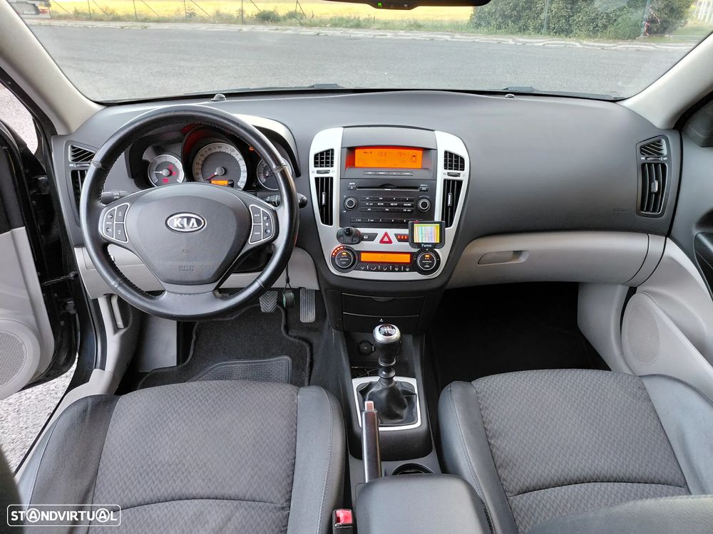 Kia Ceed SW - 21