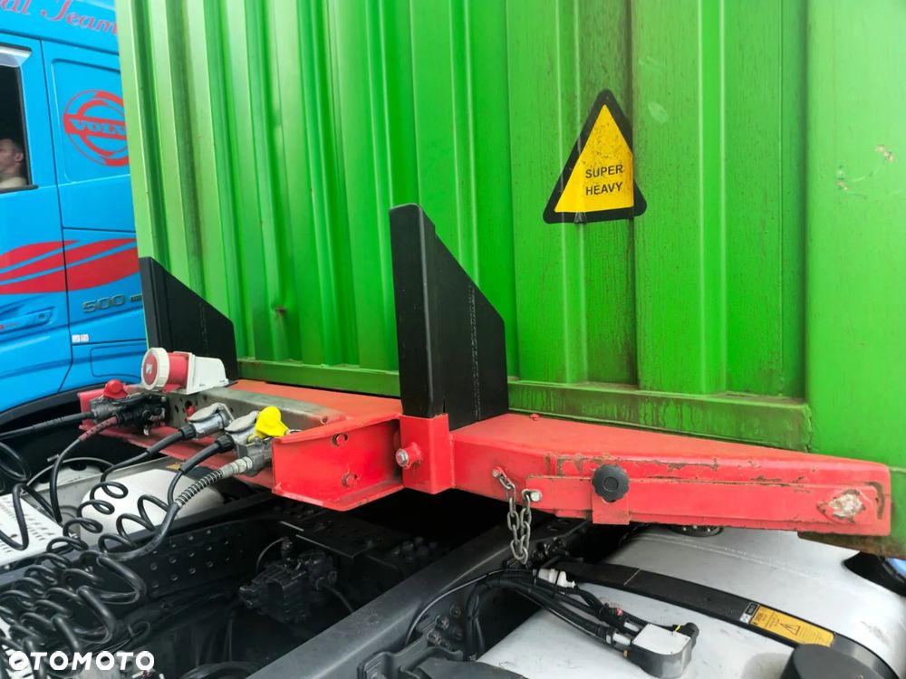 Fliegl SDS 01 Naczepa z agregatem pod kontenery 40- stopowe - 17