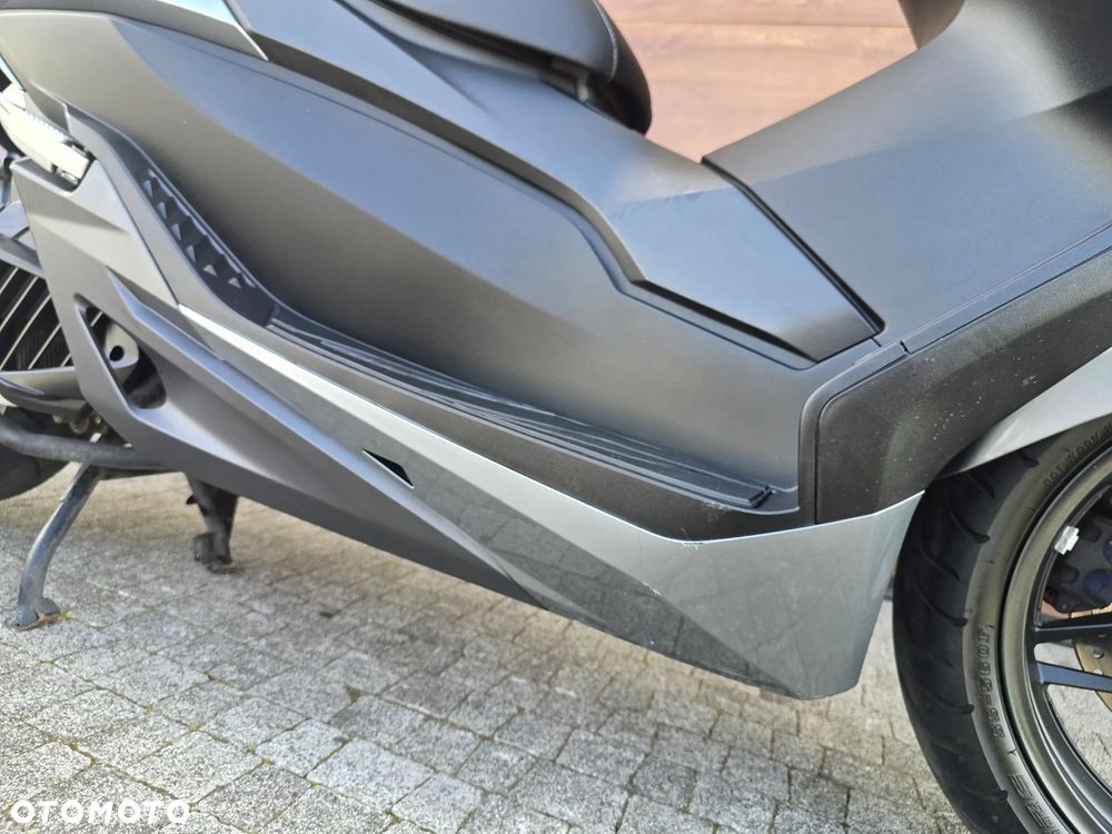 Honda NSS - 11