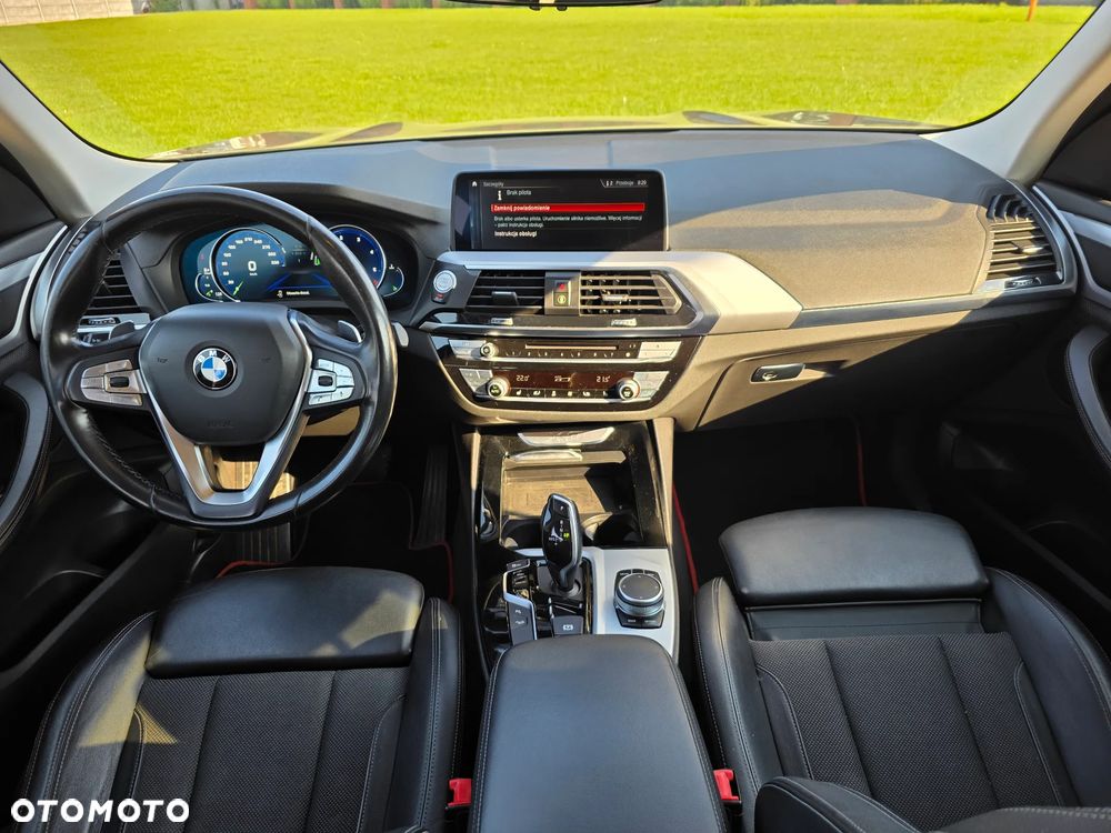 BMW X3 xDrive20d - 14