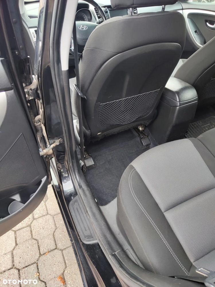 Hyundai i30 - 16