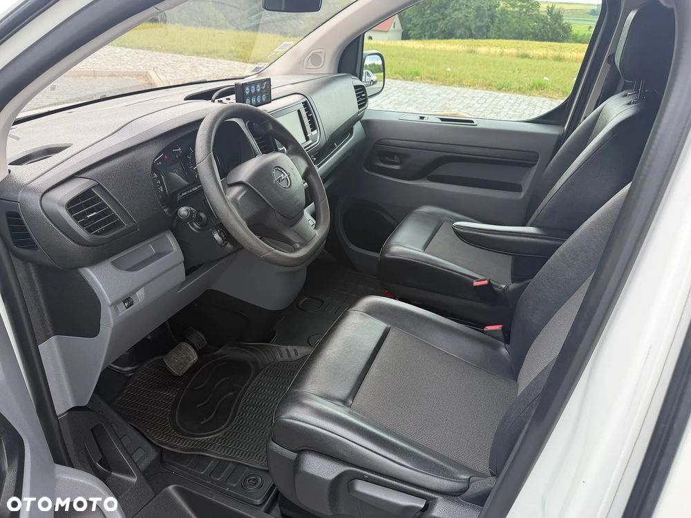 Opel Vivaro Karetka Ambulans Ambulance Sanitarny EN1789 - 17