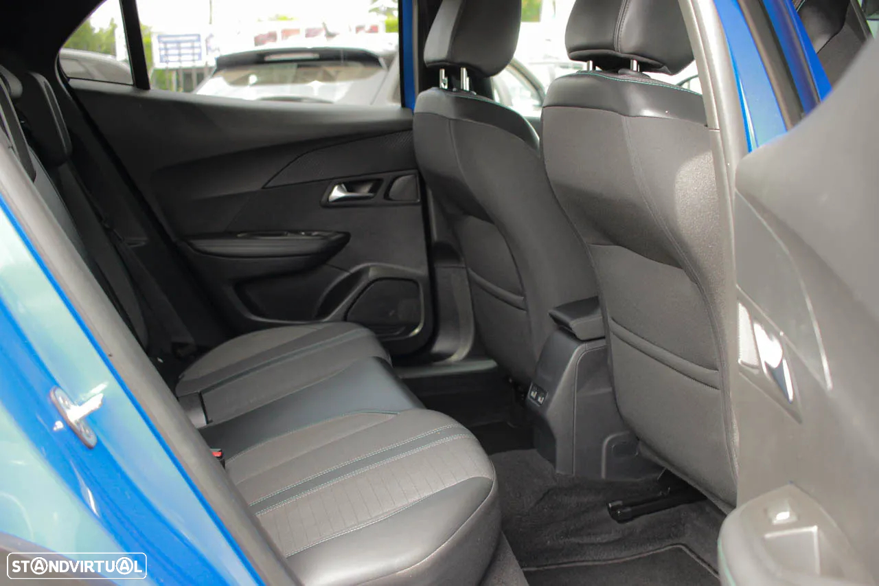 Peugeot e-2008 50 kWh Allure - 7