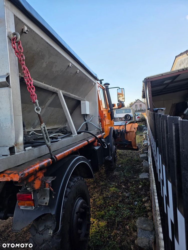 Mercedes-Benz UNIMOG - 5