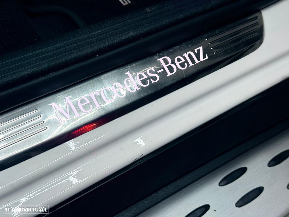 Mercedes-Benz GLC 300 de 4Matic 9G-TRONIC AMG Line - 11