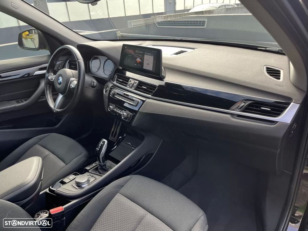 BMW X1 18 d sDrive Auto Line Sport - 39