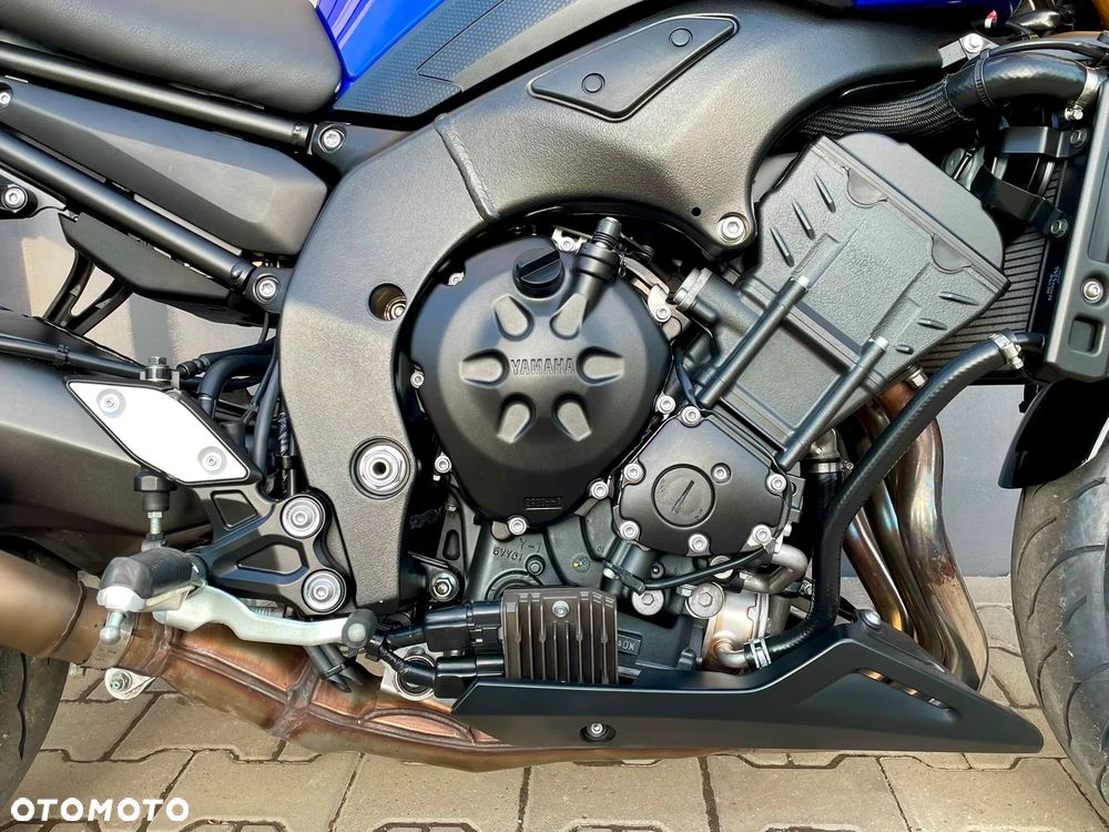 Yamaha FZ8 - 14