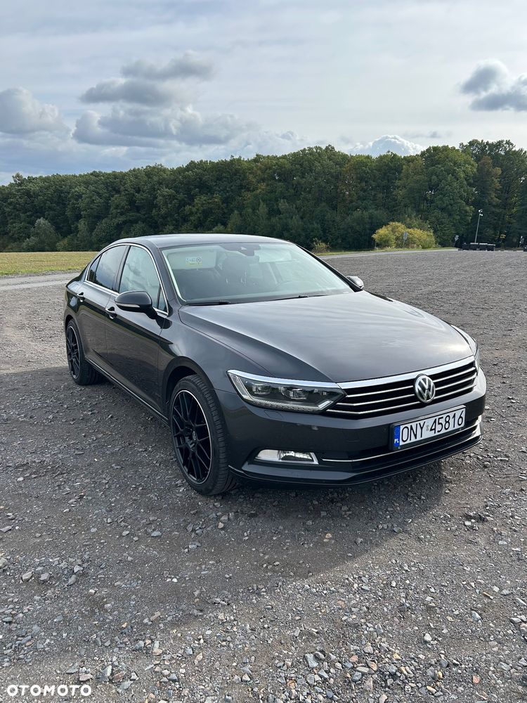 Volkswagen Passat 2.0 TDI SCR Comfortline - 3